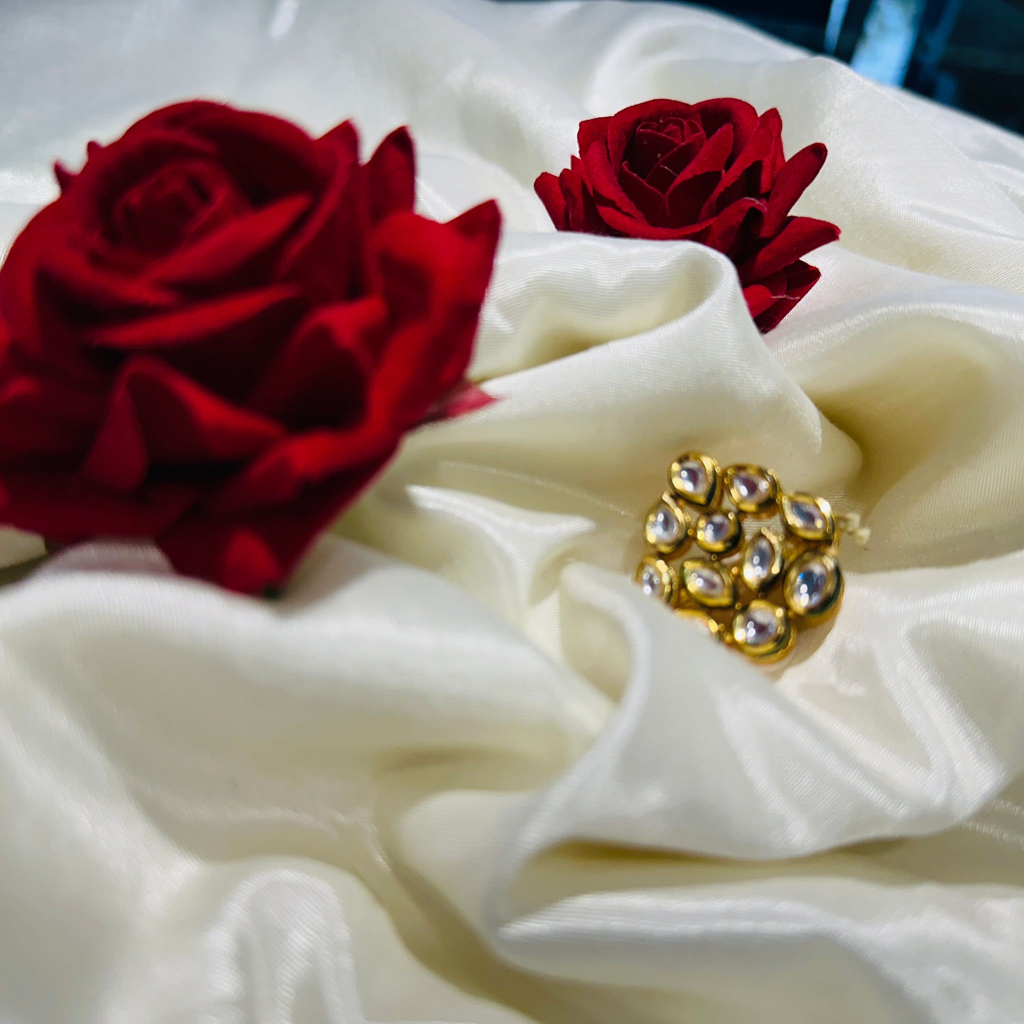 Gold Plated Kundan Ring with Floral Design